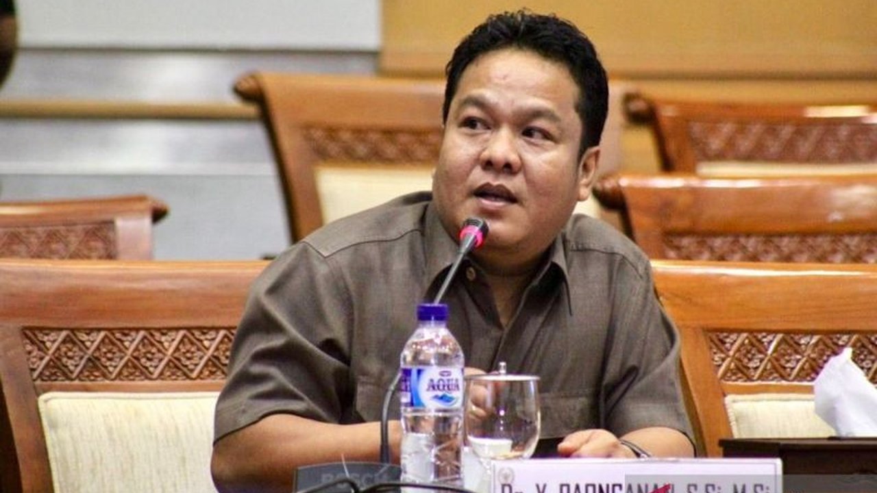 Pengamat optimis Indonesia mampu genjot produksi garam industri berkualitas tinggi, terutama di NTT. Akankah target swasembada 2027 tercapai?