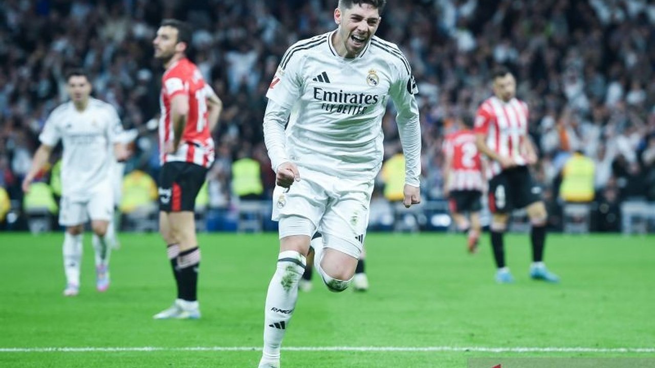 Gelandang Real Madrid, Federico Valverde, membantah tegas rumor miring yang menyebutnya menolak bermain melawan Kairat Almaty, menegaskan komitmen penuhnya kepada tim.