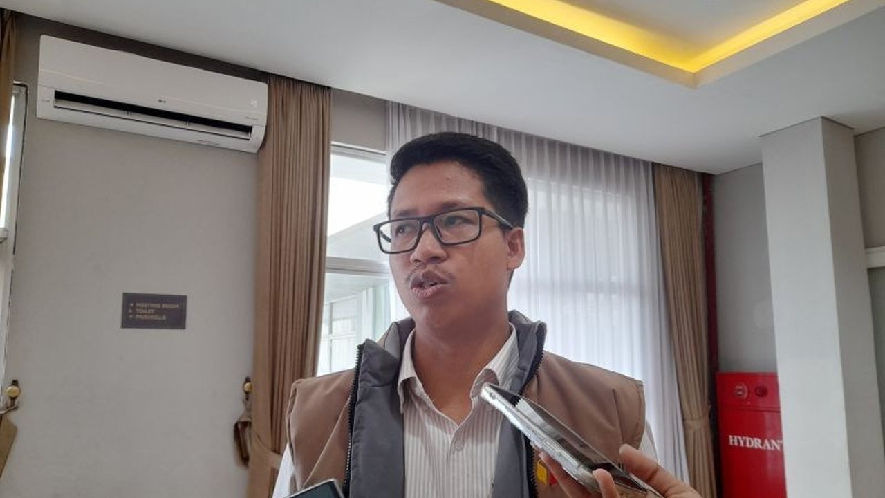 Bawaslu Kota Serang menemukan sejumlah masalah krusial dalam pemutakhiran data pemilih berkelanjutan (PDPB), termasuk pemilih meninggal yang masih tercatat. Data Pemilih Bawaslu Serang ini berpotensi picu masalah pemungutan suara.