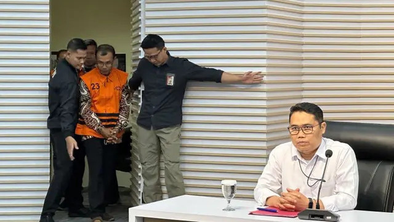 KPK Umumkan 21 Tersangka Korupsi Dana Hibah Jawa Timur. (Antara)