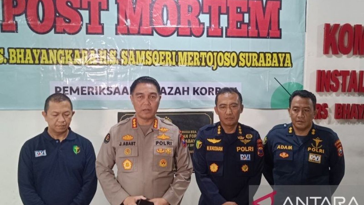 Proses identifikasi jenazah korban ambruknya musala Ponpes Al Khoziny diperkirakan butuh waktu tiga hari, dengan tes DNA sebagai metode terakhir untuk memastikan identitas.