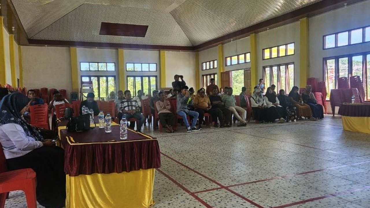 PLN UIP Sulawesi memperkuat Interkoneksi Kelistrikan Sulawesi dengan pembangunan SUTT 150 kV Leok-Tolinggula, menjamin pasokan listrik andal dan mendorong ekonomi di dua provinsi. Penasaran dampaknya?