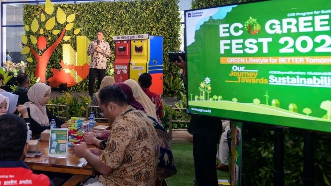 PT Perusahaan Gas Negara Tbk (PGN) membagikan 1.400 bibit tanaman dalam Eco Green Fest 2025. Inisiatif PGN Bibit Tanaman ini bertujuan mendorong budaya hidup hijau di lingkungan perusahaan dan karyawan.