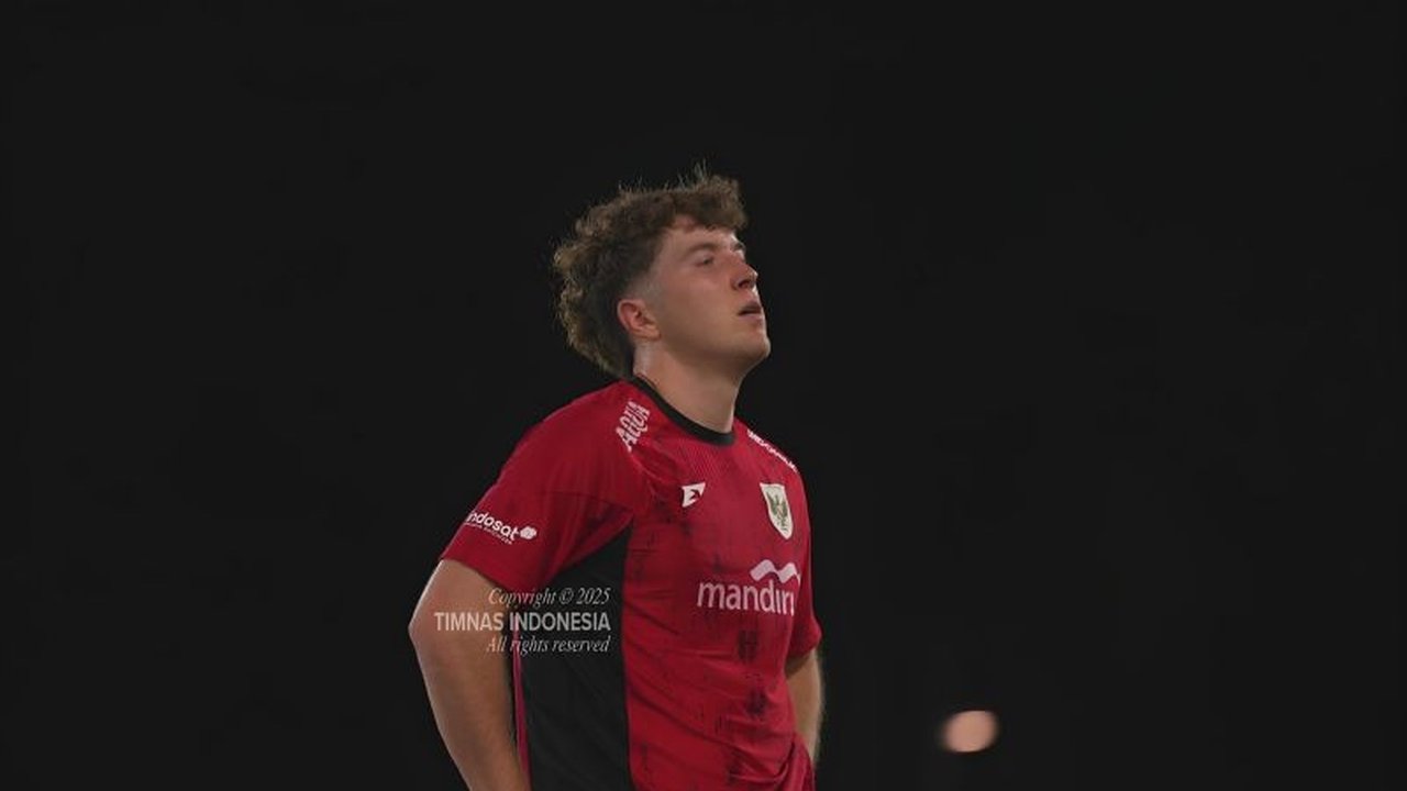Pelatih Timnas Indonesia, Patrick Kluivert, masih berhati-hati terkait kondisi Ole Romeny yang baru pulih dari cedera, meski sang striker sudah berlatih. Akankah Ole tampil di laga krusial?