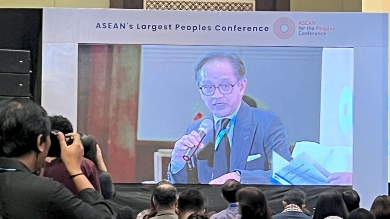 Mantan Menlu Marty Natalegawa menegaskan **Sentralitas ASEAN** harus relevan bagi masyarakat, bukan hanya geopolitik. Ia menekankan pentingnya partisipasi publik untuk keberlanjutan organisasi regional.