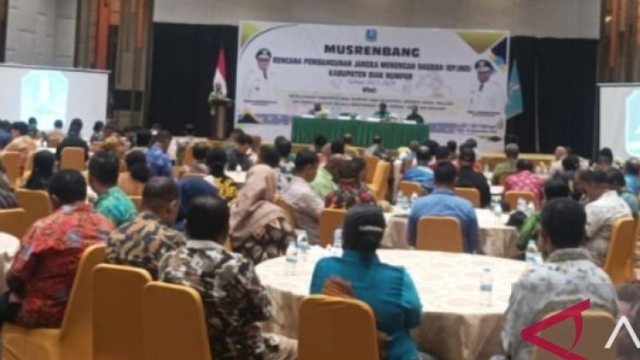 Pemerintah Kabupaten Biak Numfor menambah empat hektare lahan untuk perluasan TPA Aibyouki, langkah strategis menjaga predikat kota terbersih dan mengatasi persoalan sampah.