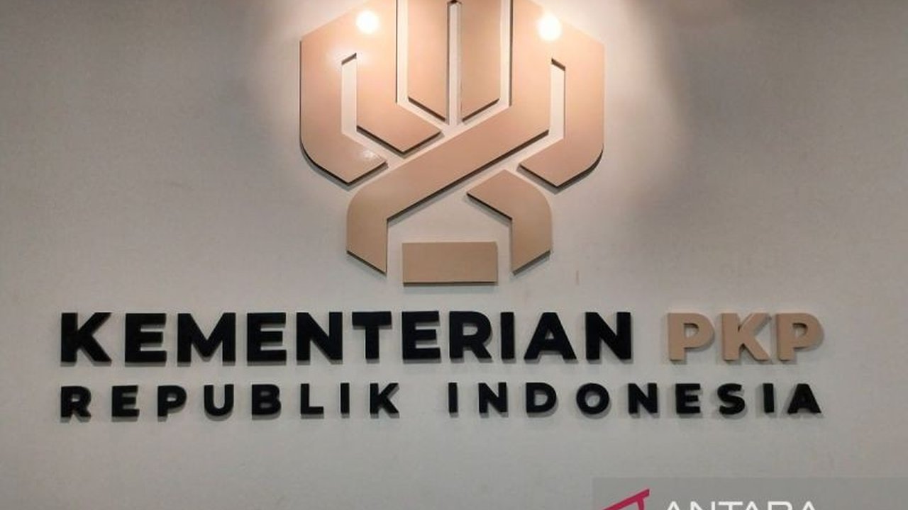 Kementerian PKP meluncurkan Kredit Program Perumahan untuk UMKM, sebuah terobosan yang tak hanya tingkatkan ketersediaan rumah tapi juga genjot pertumbuhan ekonomi nasional. Simak detailnya!