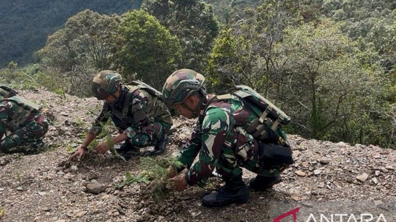Satgas Yonif 521/DY menginisiasi program Penanaman Pohon di Mamberamo Tengah, Papua Pegunungan, sebagai wujud nyata pelestarian lingkungan dan implementasi program unggulan Kasad.