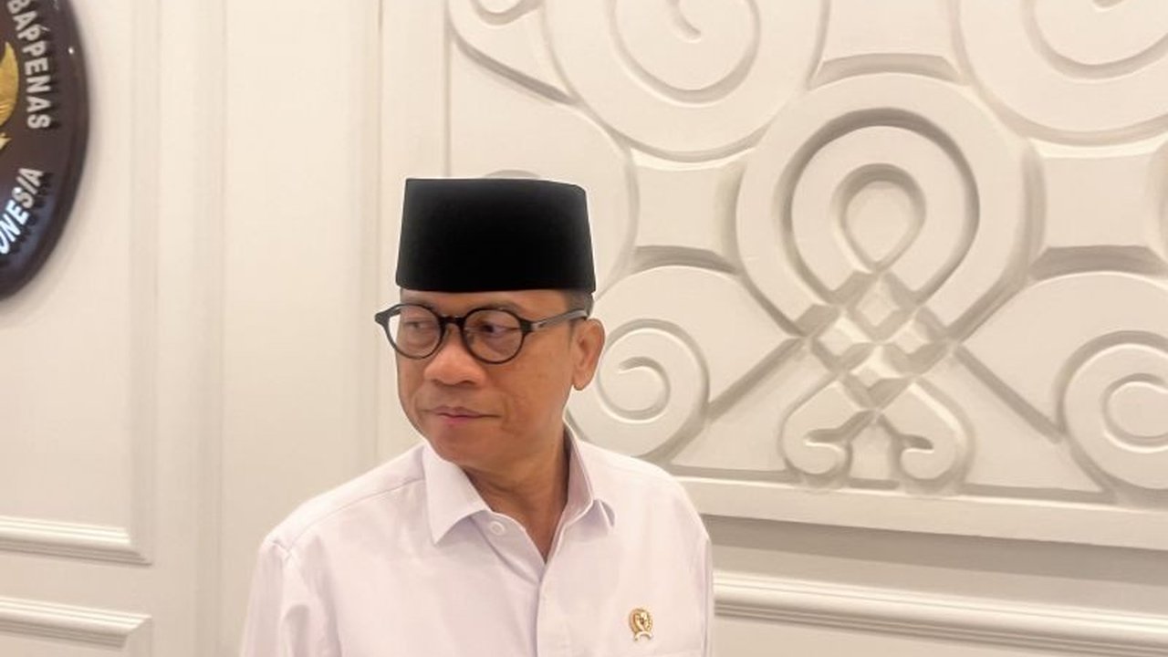 Bank Dunia siap gelontorkan dana fantastis Rp13 triliun untuk mendukung program Kemendes, fokus pada peningkatan 15 ribu desa maju menjadi mandiri. Simak detail Pendanaan Bank Dunia Kemendes ini!