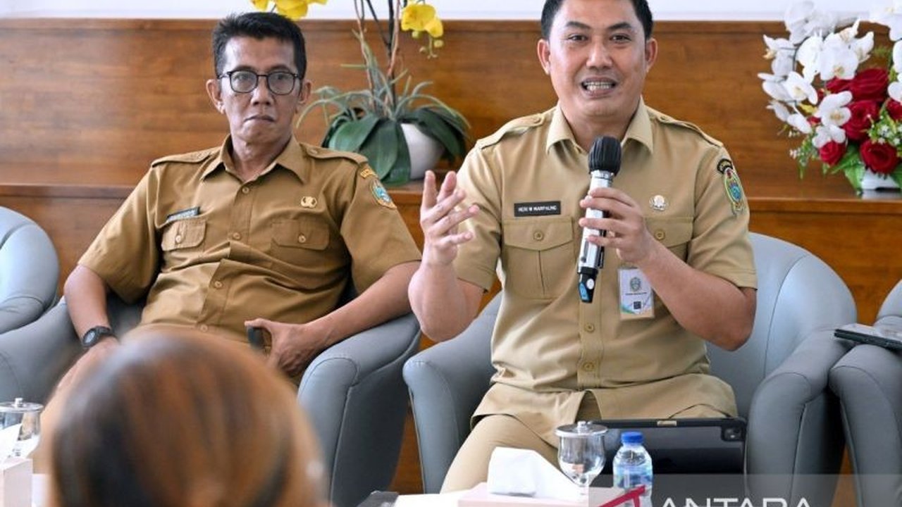 Pemerintah Provinsi Sumut mendesak 24 kabupaten/kota segera menerapkan sistem Sanitary Landfill di TPA, menyusul peringatan administrasi. Target 2026, Sumut bebas open dumping!