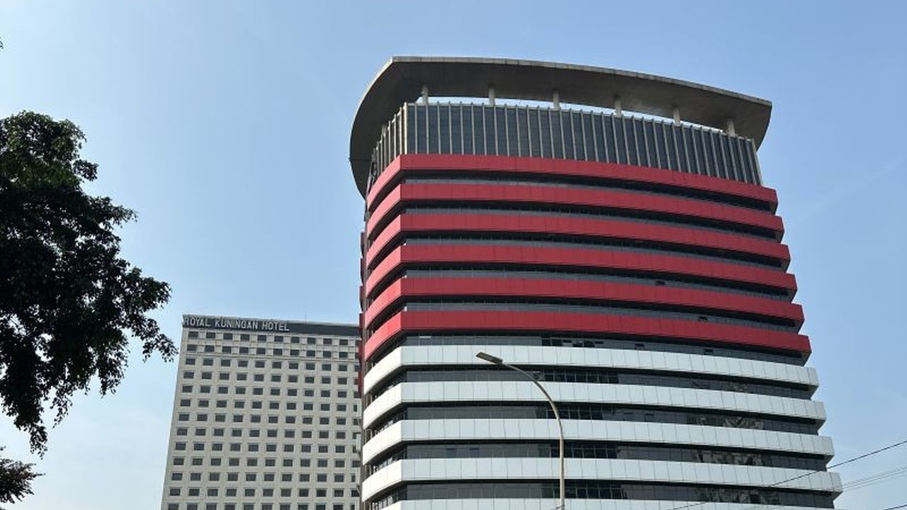 Linda Susanti, saksi kasus Hasbi Hasan, mengajukan permohonan pengembalian barang sitaan kepada KPK senilai ratusan miliar rupiah, dengan klaim tidak terkait perkara. Ada apa sebenarnya?