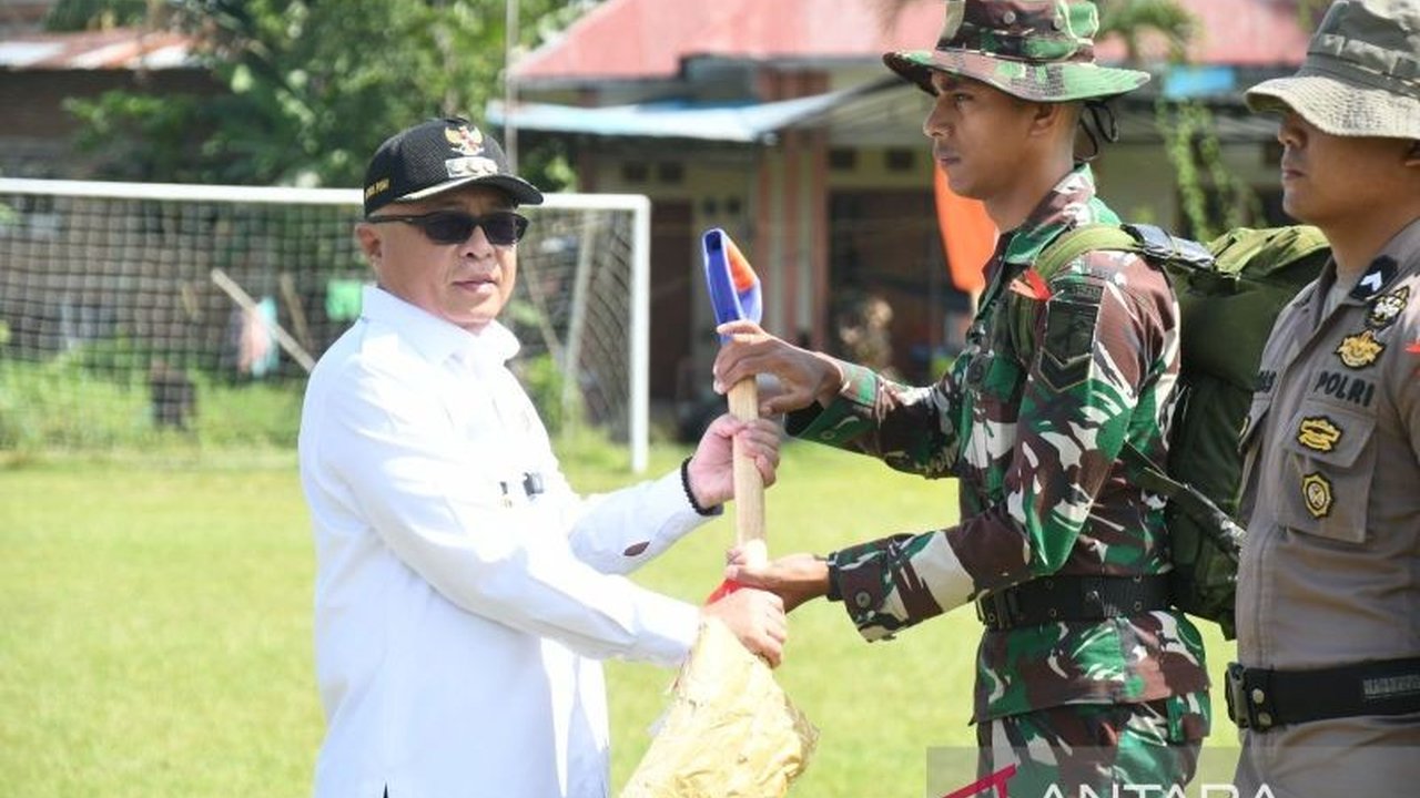 Bupati Gorontalo Sofyan Puhi menegaskan TMMD ke-126 adalah program strategis lintas sektoral yang mengimplementasikan sistem pertahanan rakyat semesta. Simak selengkapnya bagaimana TMMD Gorontalo ini menjadi solusi pembangunan daerah.