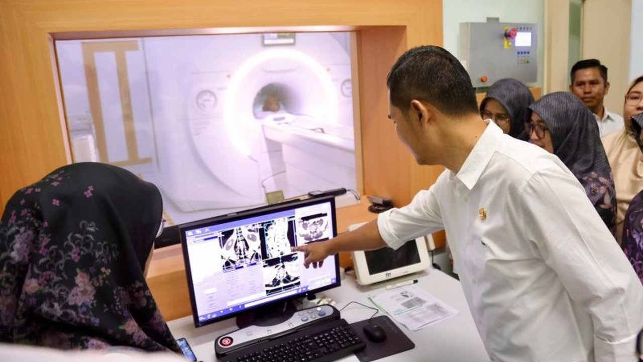 RSUDZA Banda Aceh resmi miliki alat MRI 1,5 Tesla terbaru. Bagaimana teknologi canggih ini akan merevolusi diagnosis penyakit dan layanan kesehatan di Aceh?