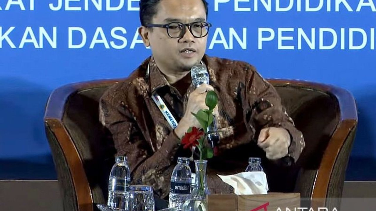 Kemendikdasmen fokus pada Revitalisasi UKS dan perbaikan toilet sekolah sebagai prioritas utama. Ini demi mendukung program Cek Kesehatan Gratis dan gaya hidup bersih siswa. Apa alasannya?