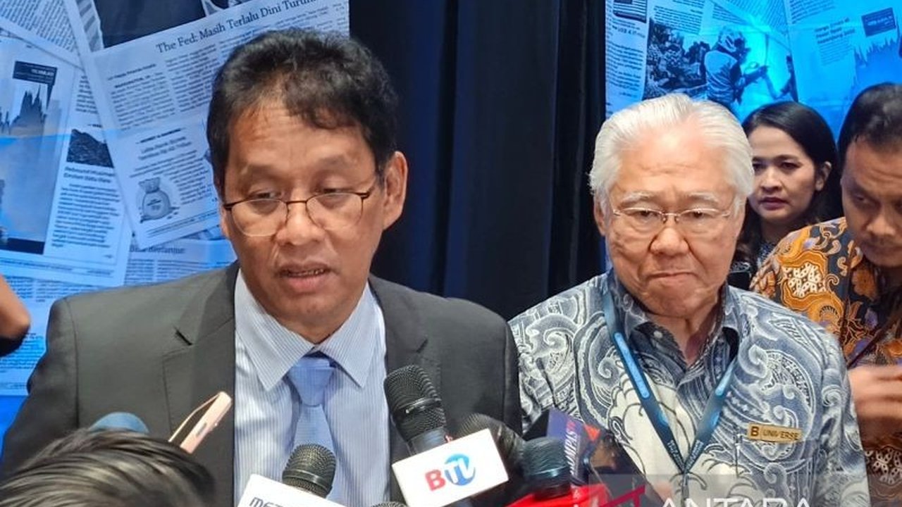 Menteri Keuangan Purbaya Yudhi Sadewa berencana melakukan pengalihan dana pemerintah senilai Rp15 triliun dari BTN jika penyerapan tidak optimal, memicu pertanyaan tentang nasib bank tersebut.
