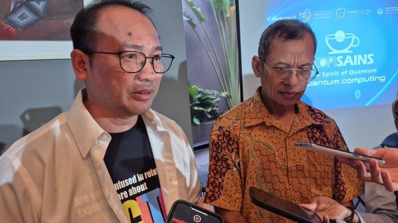 Kemdiktisaintek menyoroti belum adanya jurusan fisika kuantum di Indonesia, padahal negara tetangga sudah punya. Ini peluang besar untuk mengejar ketertinggalan dan jadi negara maju.