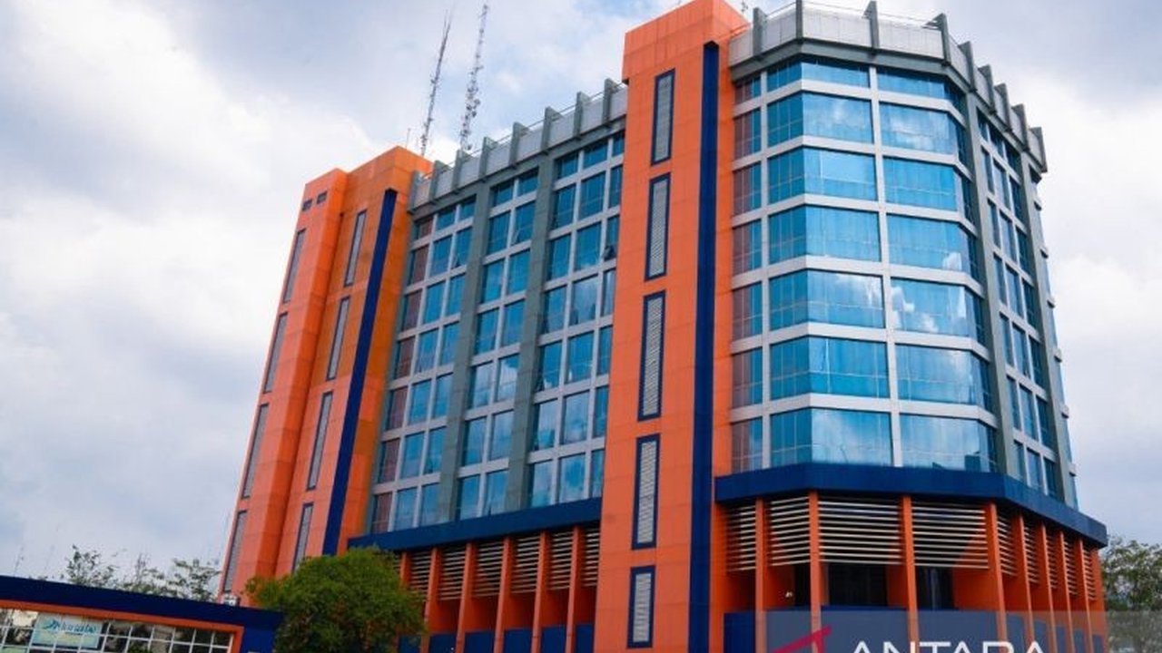 Di tengah tantangan ekonomi, Kinerja Keuangan Bank Sumut menunjukkan soliditas luar biasa hingga Triwulan III 2025, mencetak laba Rp539 miliar dan aset Rp47 triliun. Simak detailnya!