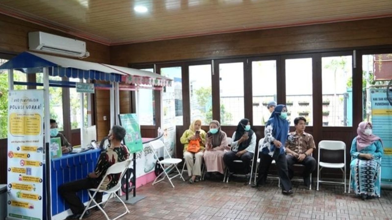 Puskesmas Kembangan ajak warga manfaatkan program Cek Kesehatan Gratis untuk deteksi dini berbagai penyakit. Dapatkan pemeriksaan komprehensif tanpa batasan wilayah!