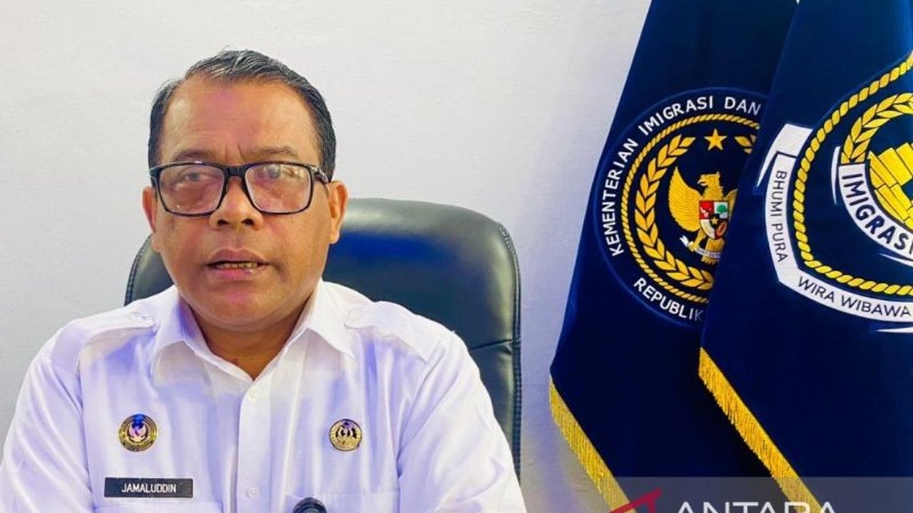 Kantor Imigrasi Meulaboh memastikan 56 WNA Tambang Emas Aceh Barat di PT Magellanic Garuda Kencana berstatus legal, sebagian masih calon pekerja. Simak detailnya!