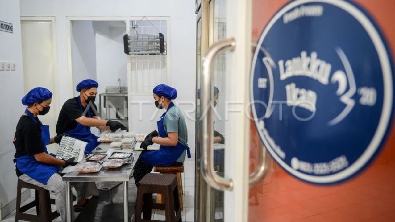 Program Makan Bergizi Gratis Presiden Prabowo disebut kuncinya ada pada kolaborasi lintas sektor. Bagaimana sinergi ini akan membentuk Generasi Emas 2045?