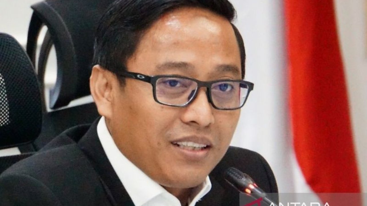 Anggota DPR RI menilai penyerahan aset sitaan kasus korupsi timah senilai triliunan rupiah menjadi momentum penting perbaikan tata niaga timah, memperkuat PT Timah, dan mencegah praktik ilegal.