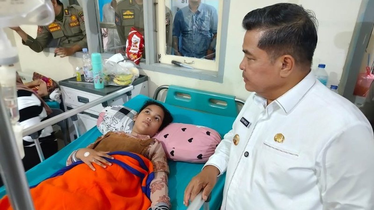 Bupati Agam Benni Warlis meminta seluruh puskesmas di wilayahnya menggalakkan Inovasi Layanan Puskesmas melalui teknologi digital demi mempercepat administrasi dan meningkatkan mutu pelayanan kesehatan.