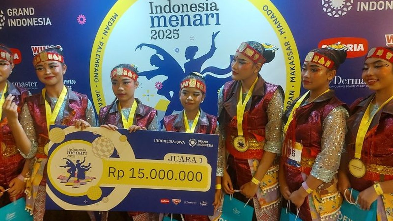 Sanggar Elpro Art Dance Jakarta Selatan berhasil menjadi Juara Indonesia Menari 2025 di Jakarta, membawa pulang Rp15 juta berkat adaptasi tarian modern yang inovatif.