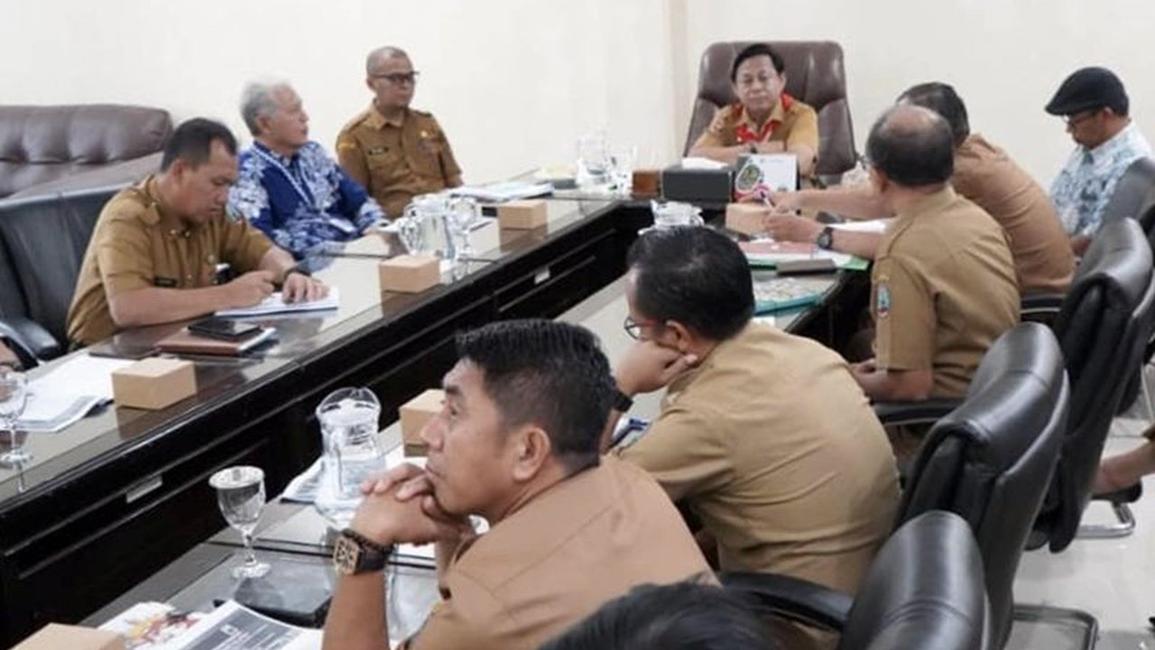 Pemerintah Kabupaten Lampung Selatan bersinergi dengan Paluma Nusantara untuk mendorong program ekonomi hijau, membuka peluang usaha bagi kaum muda, dan memperkuat ketangguhan komunitas. Simak detailnya!