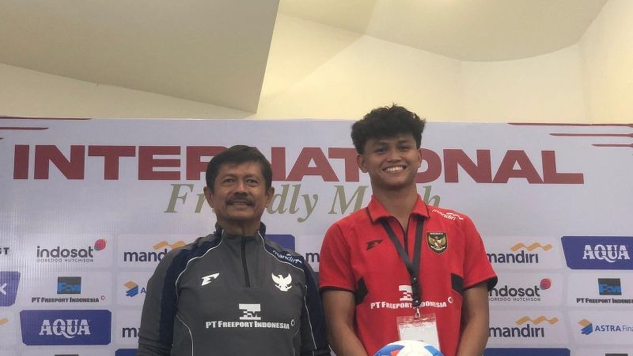 Pelatih Timnas U-23 Indonesia, Indra Sjafri, menyoroti Kinerja Lini Depan Timnas U-23 setelah dua kali gagal mengalahkan India. Apa penyebab mandulnya striker Garuda Muda?