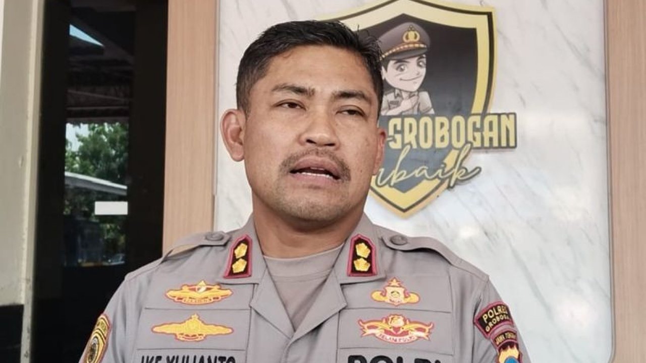 Polres Grobogan tengah menyelidiki dugaan perundungan siswa SMP yang berujung maut. Hasil autopsi menunjukkan luka serius, memicu pertanyaan besar tentang insiden tragis ini.