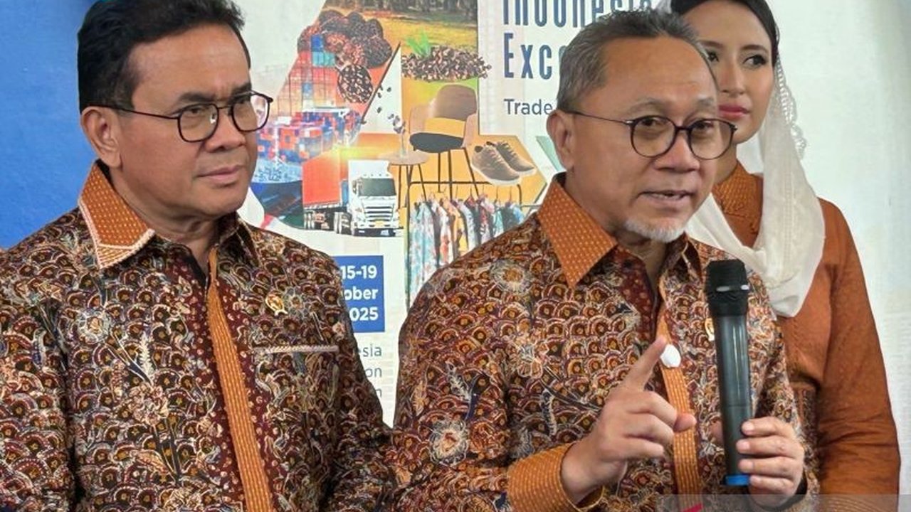 Menteri Koordinator Bidang Pangan Zulkifli Hasan mengumumkan Indonesia berhasil mencapai **swasembada beras** dengan surplus 4-5 juta ton di 2025. Bagaimana capaian ini diraih?