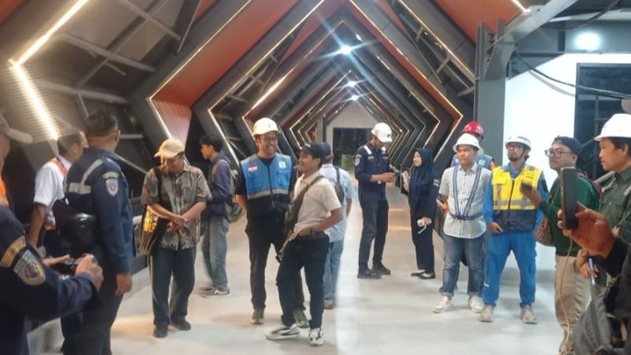 PT KAI segera mengoperasikan gerbong khusus pertanian untuk rute Merak-Tanah Abang, mempermudah distribusi hasil bumi dan menekan biaya logistik, membawa angin segar bagi petani Banten.