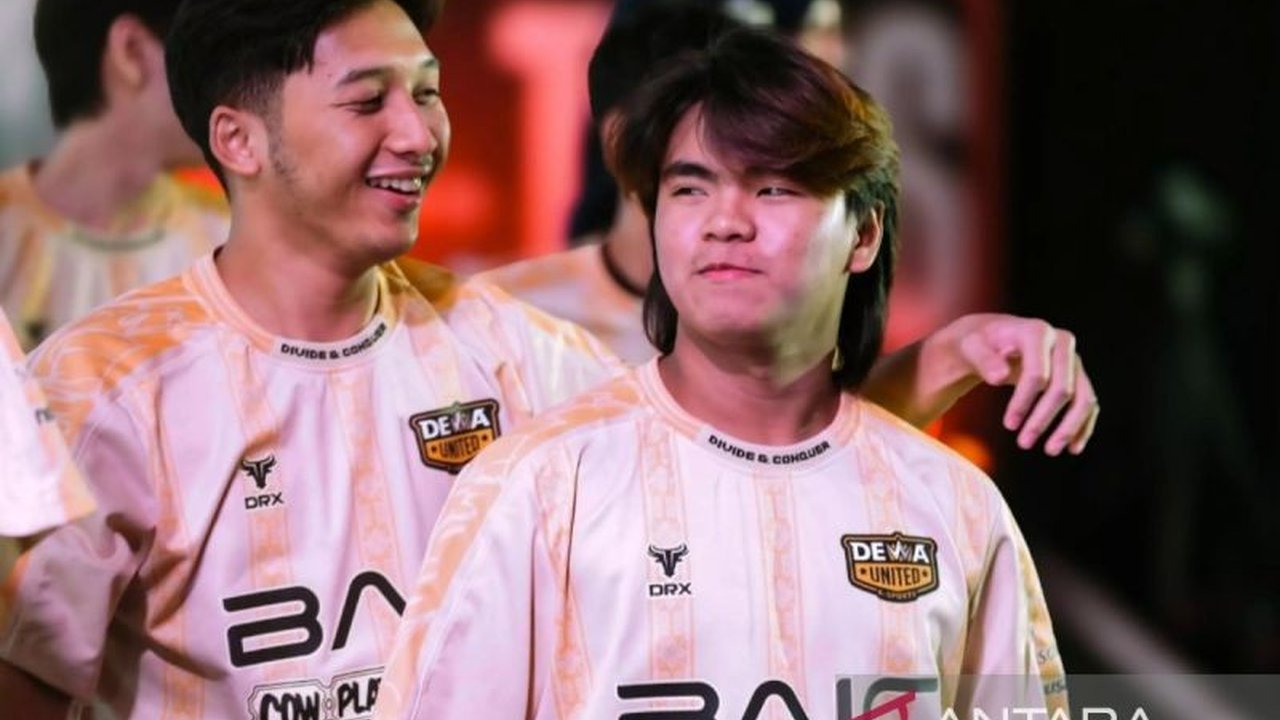 Pemain Dewa United Esports, John 'QINN' Carlo, mengungkapkan agresivitas dan disiplin menjadi resep sukses timnya meraih dua kemenangan beruntun di MPL ID S16. Apa rahasia di balik performa gemilang mereka?