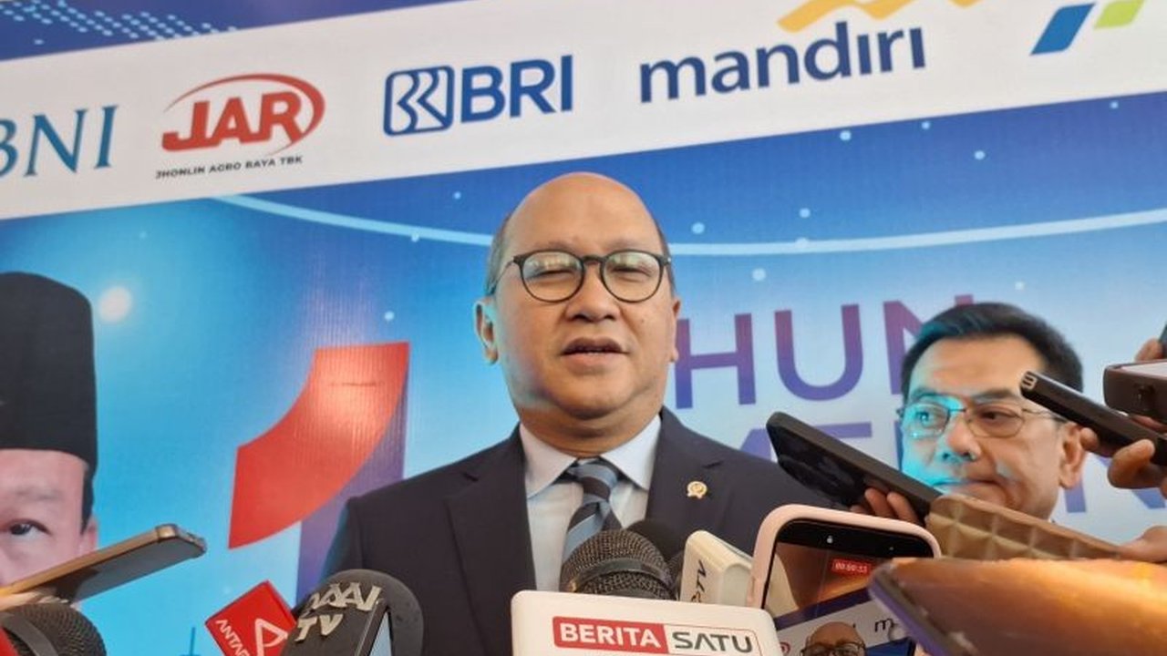 Danantara Indonesia tengah mengevaluasi komprehensif penyelesaian utang KCIC Whoosh, menyiapkan berbagai opsi solusi tanpa melibatkan APBN. Bagaimana skema yang akan diusulkan untuk proyek strategis ini?