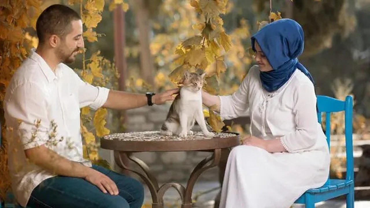 Ilustrasi pasangan muslim, Islami, gombalan. (Photo created by wirestock on www.freepik.com)