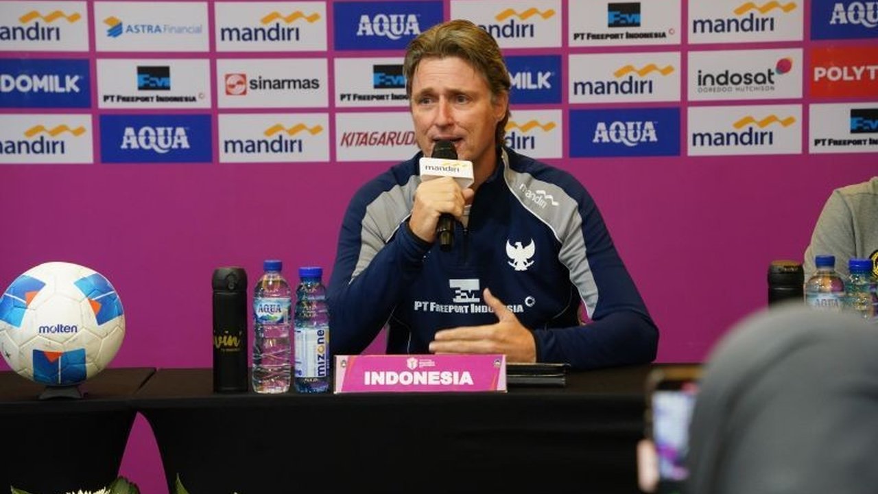 Pelatih Timnas Putri U-17 Simon Scheunemann blak-blakan soal penyebab kekalahan timnya dari Myanmar. Ternyata, performa buruk mayoritas pemain jadi biang keroknya. Apa alasannya?