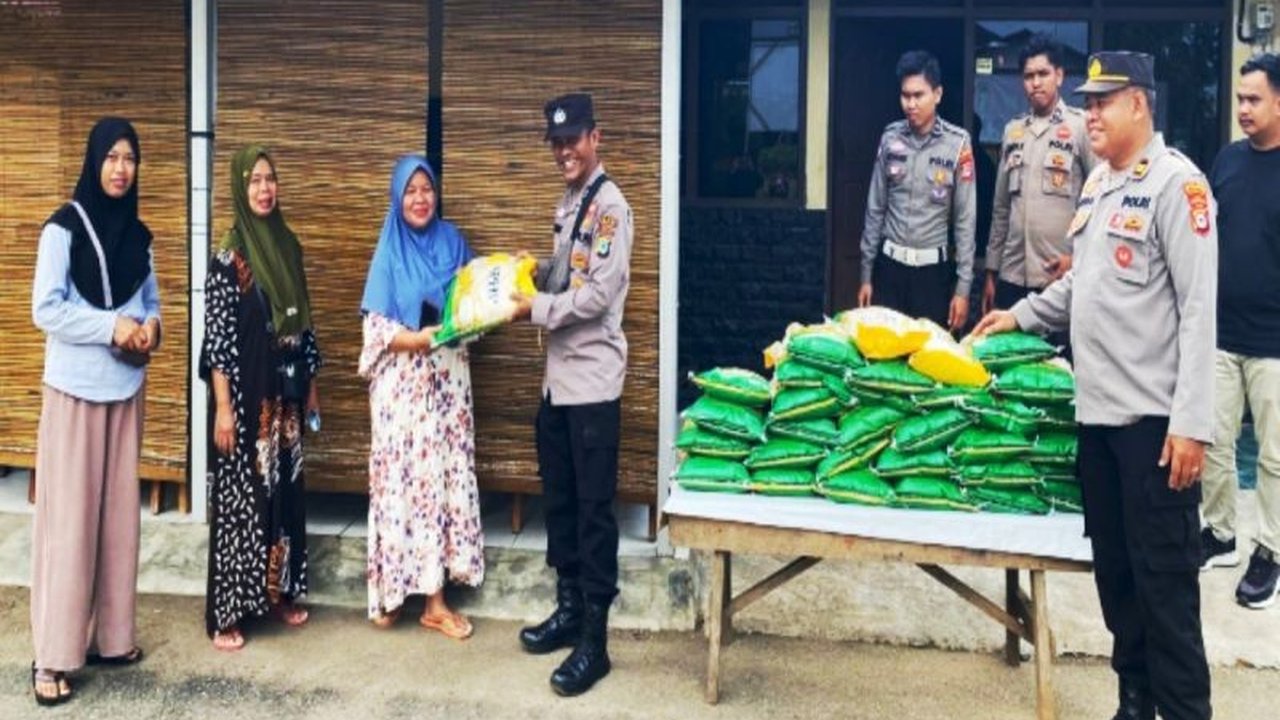 Polsek Kintap sukses distribusikan 10 ton Beras SPHP melalui Gerakan Pangan Murah. Bagaimana upaya ini meringankan beban warga dan menstabilkan harga pangan?