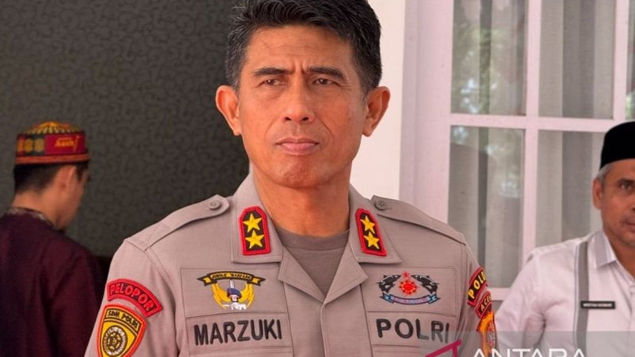 Polda Aceh intensifkan pengawasan narkotika di Selat Malaka, terutama di jalur tikus pantai utara, setelah mengungkap kasus sabu 1,87 kg yang melibatkan mantan penyanyi Aceh.