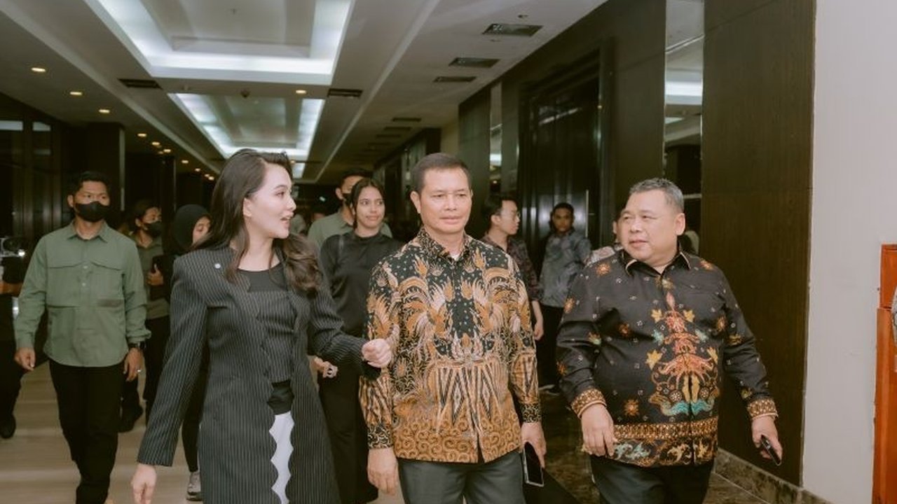 Gubernur Maluku Utara Sherly Tjoanda mengajak seluruh kepala daerah berkolaborasi hadapi kebijakan pengurangan TKD Maluku Utara senilai Rp10 triliun mulai 2026, bagaimana strateginya?