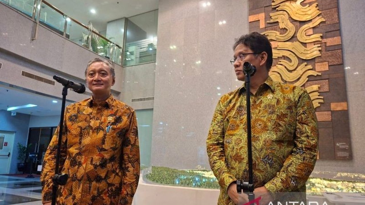 Pembangunan kembali Pesantren Al Khoziny yang roboh masih menunggu persetujuan akhir Menko Muhaimin Iskandar. Simak detail komitmen pemerintah dan alokasi APBN untuk fasilitas pendidikan ini.