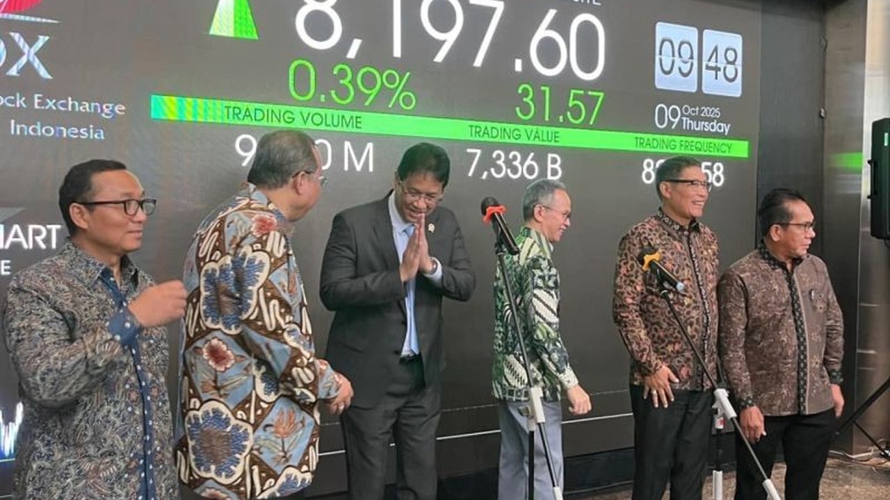OJK dan Kemenkeu bersinergi menyiapkan strategi jitu untuk mendorong pertumbuhan Pasar Modal RI. Pembentukan tim kerja khusus dan janji insentif pajak siap mendongkrak investasi, namun ada syaratnya!