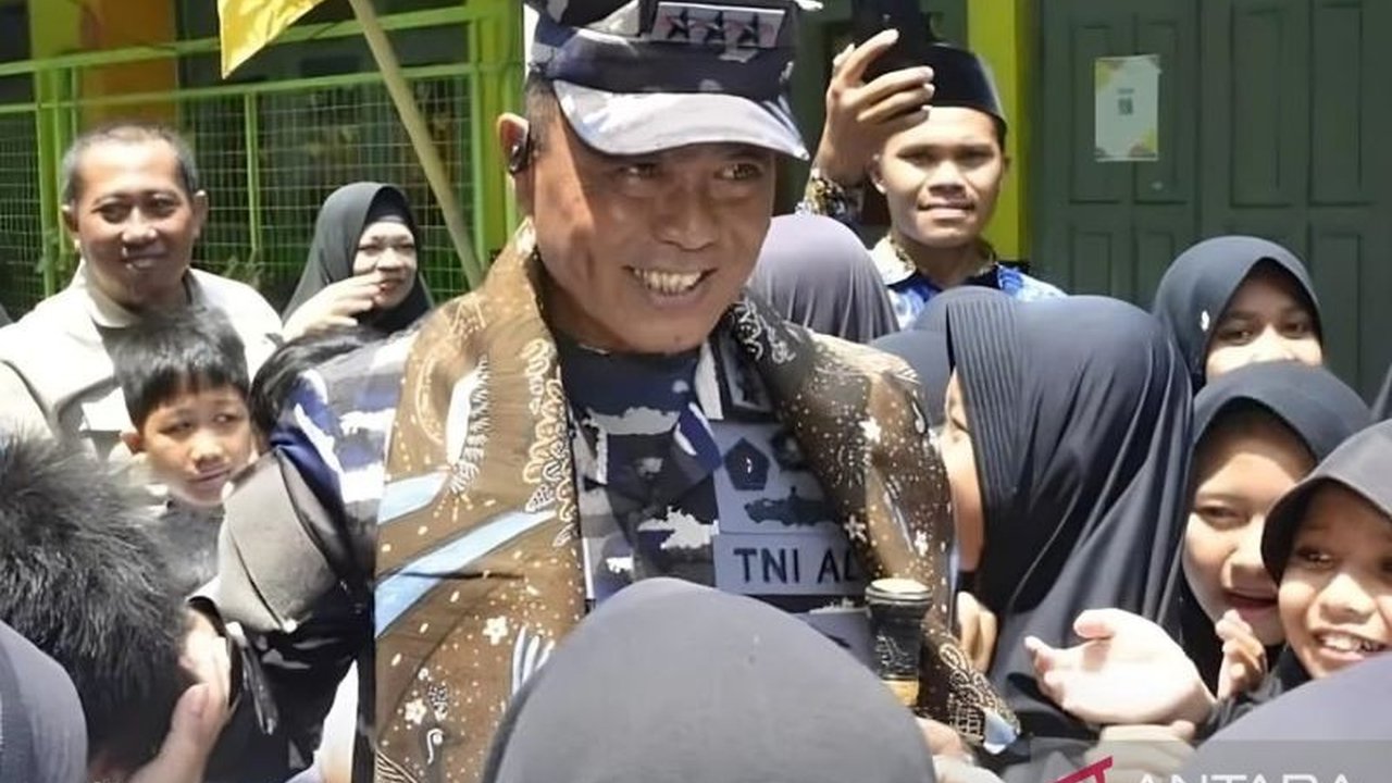 Pangkoarmada RI Laksdya TNI Denih Hendrata meninjau langsung hasil program TMMD di Tasikmalaya, Jawa Barat, memastikan manfaat TMMD dirasakan masyarakat. Apa saja yang diperbaiki?
