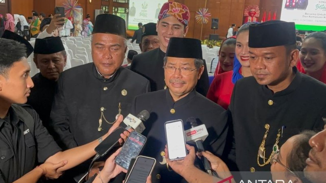 Majelis Kaum Betawi sukses menggelar kongres istimewa di TMII, menghasilkan tiga keputusan krusial untuk memperkuat peran masyarakat Betawi di Jakarta global. Apa saja hasil pentingnya?