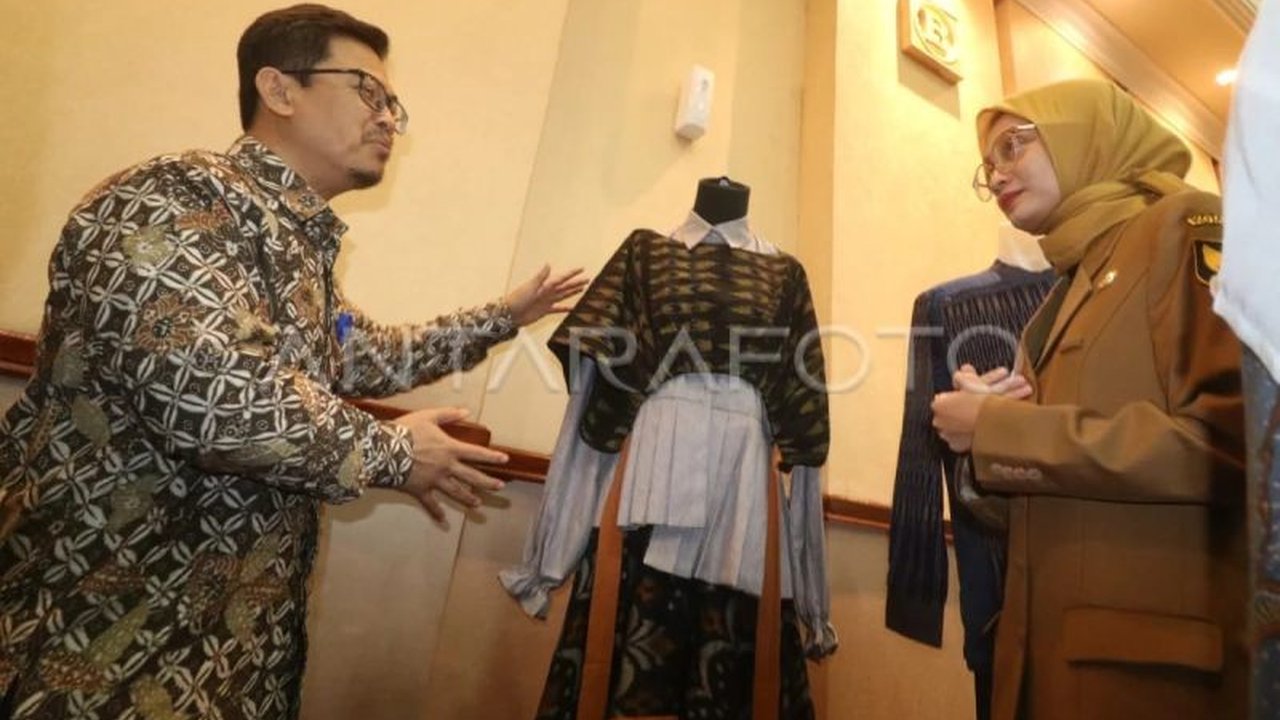 Kondisi **Ekonomi Kediri** menunjukkan penguatan signifikan pada September 2025. Survei BI Kediri mengungkap optimisme konsumen melonjak, didorong proyek strategis dan peningkatan penghasilan. Simak detailnya!