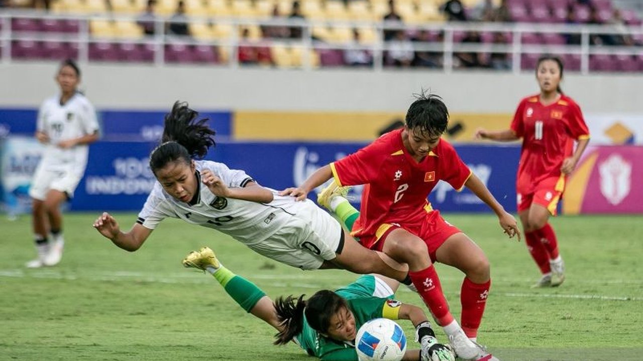 Timnas Putri Indonesia tergabung di Grup A SEA Games 2025 Sepak Bola Putri bersama tuan rumah Thailand. Mampukah Garuda Pertiwi membuat kejutan di ajang olahraga terbesar Asia Tenggara ini?