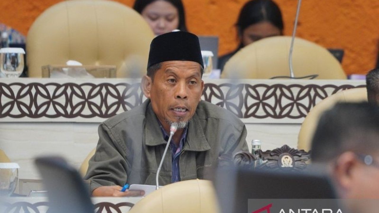 Anggota Komisi V DPR RI menegaskan komitmen mengawal Program Tiga Juta Rumah NTB, menargetkan 400-500 ribu unit pada 2026, khusus bagi masyarakat miskin.
