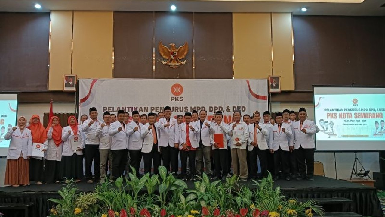 PKS Kota Semarang menegaskan posisi sebagai mitra kritis pemerintah untuk mengawal program dan janji politik. Regenerasi pengurus dengan 60% anak muda siap dukung bonus demografi.