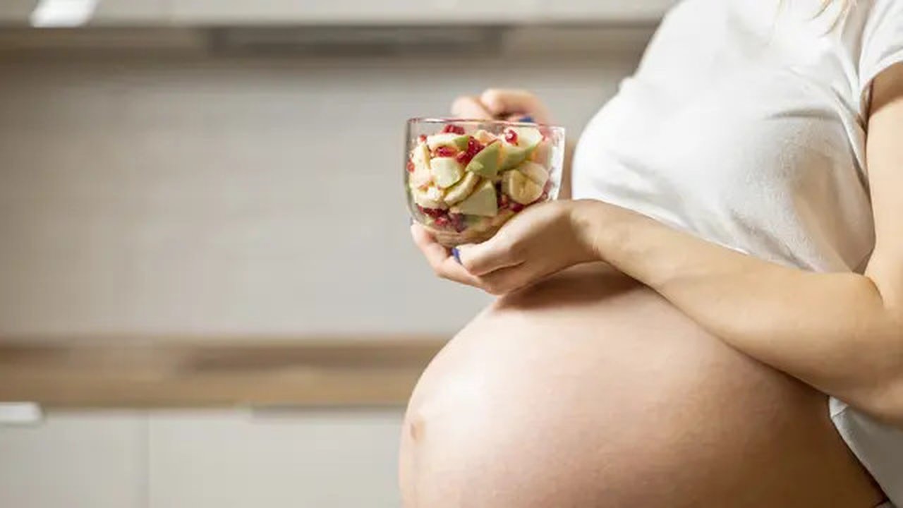 10 Mitos Kehamilan, Salah Satunya Ngidam Makanan Tertentu Bisa Pengaruhi Sifat Anak. Foto: Freepik.