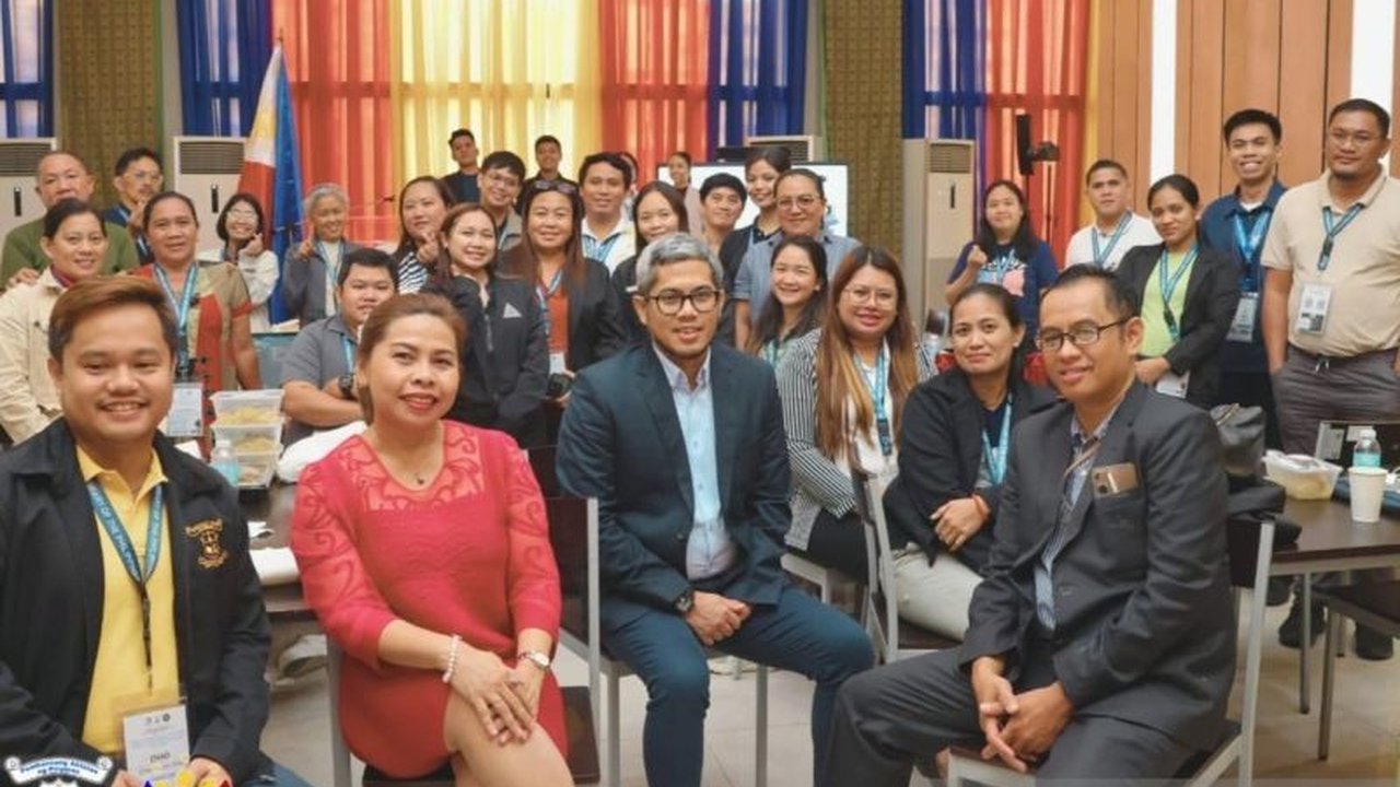 Pustakawan Perpusnas Chaerul Umam terpilih sebagai Presiden APLiN periode 2026-2028, menandai peran Indonesia sebagai pemimpin dalam pengembangan literasi dan perpustakaan publik ASEAN.