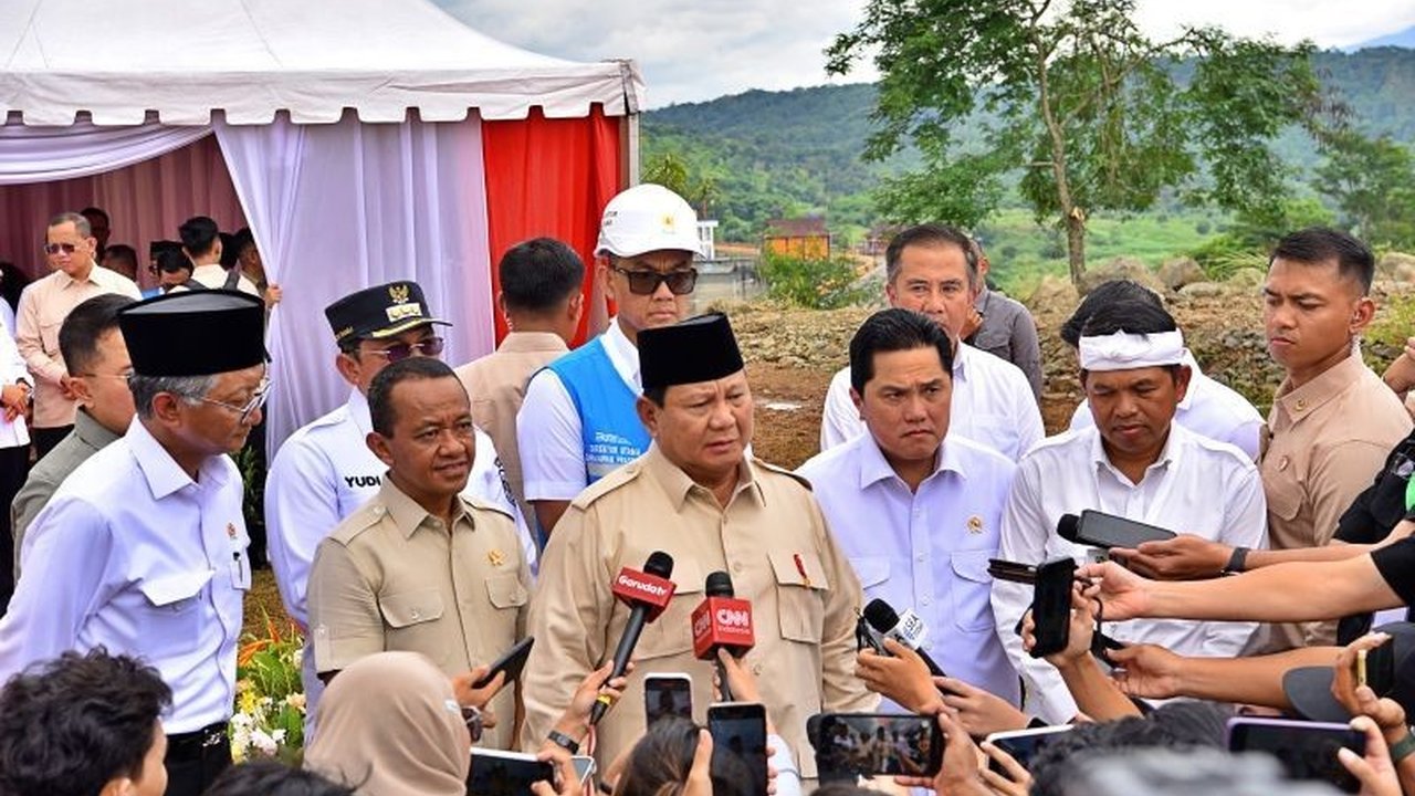 Kementerian ESDM di bawah Bahlil Lahadalia memastikan program pemerataan energi nasional berjalan baik, memberikan akses dan kesempatan rakyat mengelola sumber daya alam. Apa saja capaiannya?